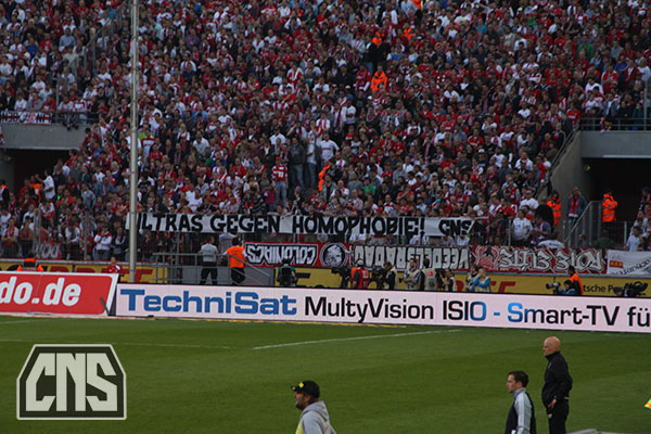 http://www.coloniacs.com/cnsprss/wordpress/wp-content/gallery/27-spieltag-1-fc-koln-borussia-dortmund/fc_dortmund_1112_4.jpg
